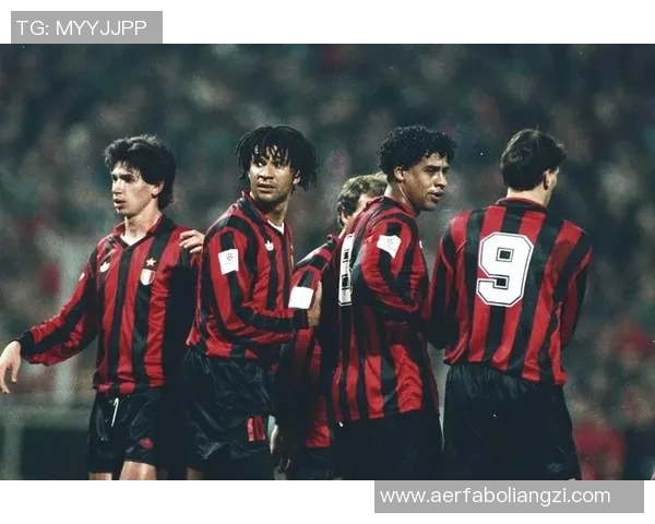 荷兰足球传奇范巴斯滕的辉煌生涯与不朽成就回顾 荷兰足球传奇范巴斯滕的辉煌生涯与不朽成就回顾