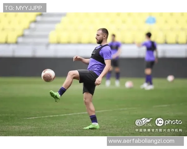 足球明星精彩踩球技巧集锦视频分享让你领略足球魅力与技术之美 足球明星精彩踩球技巧集锦视频分享让你领略足球魅力与技术之美